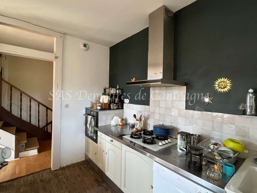 Maison à SAINT-SATUR