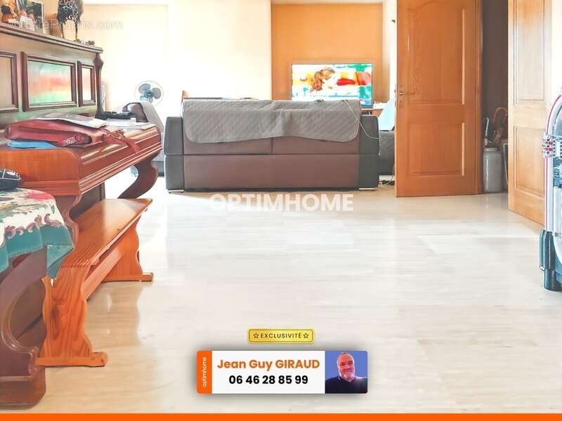 Maison à LA MONNERIE-LE-MONTEL