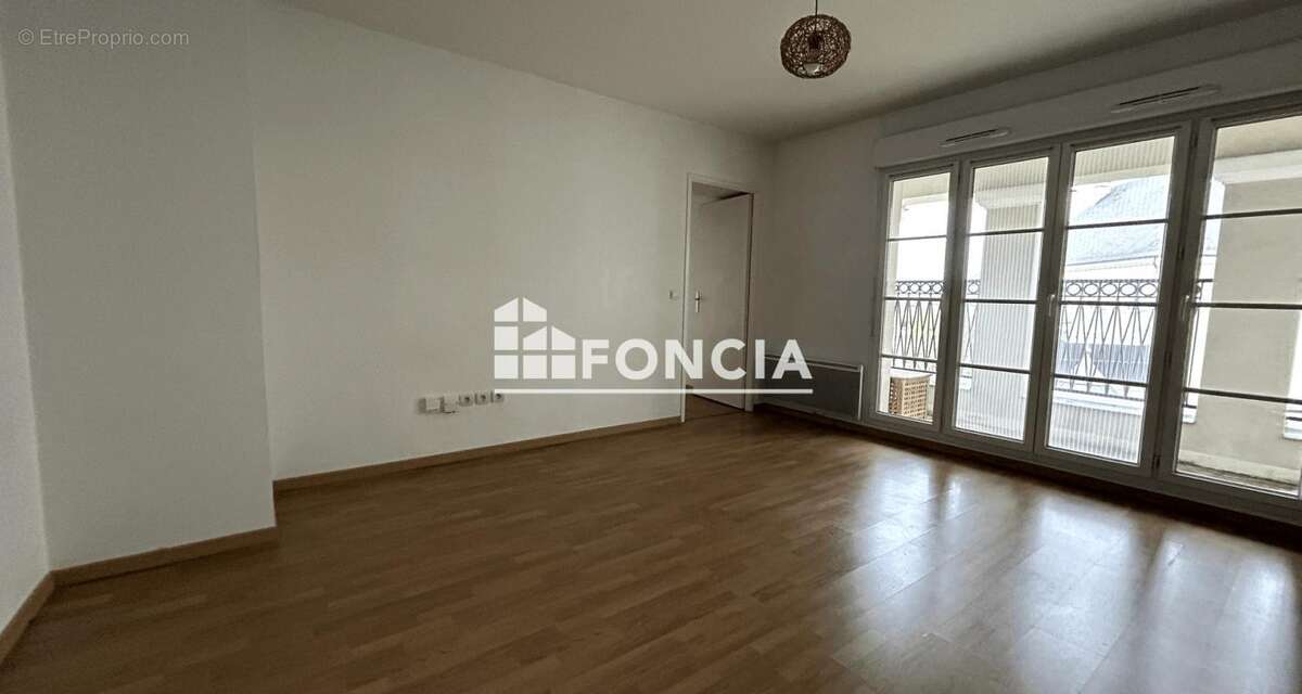 Appartement à MAGNY-LE-HONGRE