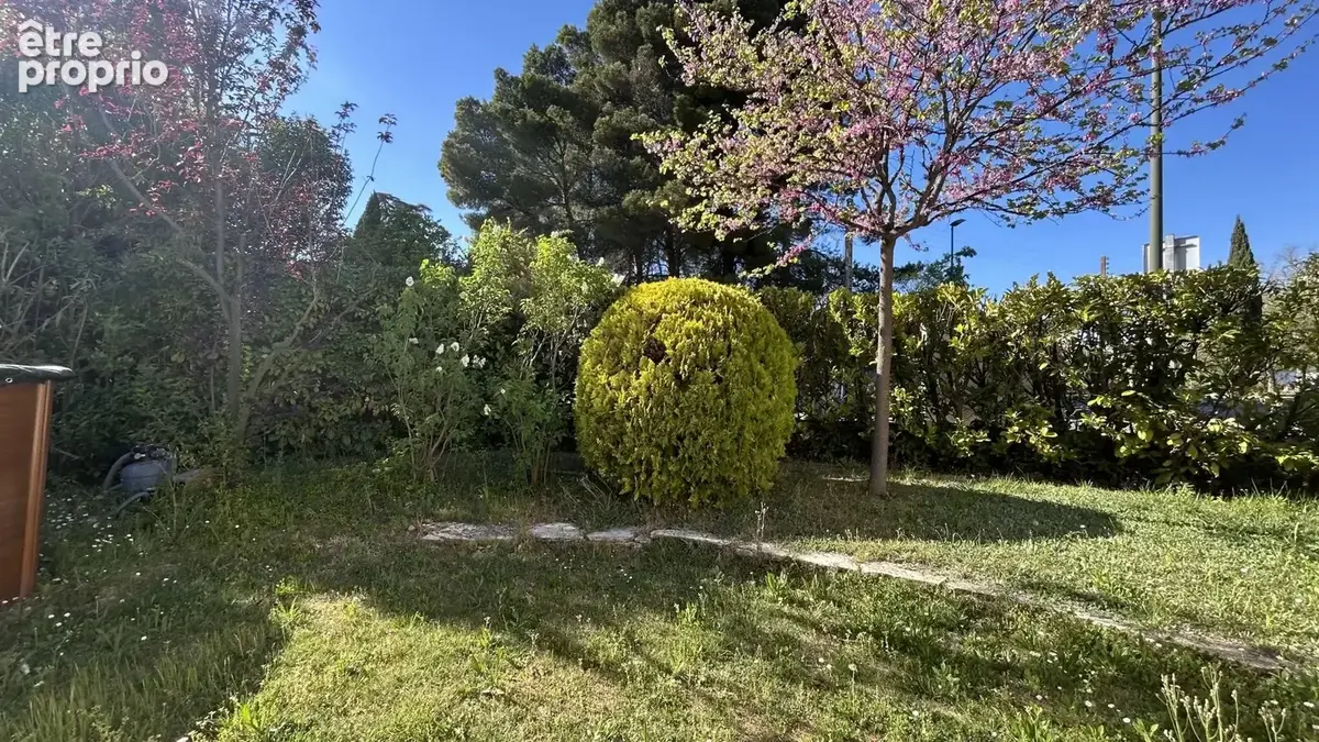 Lambesc - Maison 91 m² de plain-pied sur 614 m² de parcelle - photo 6