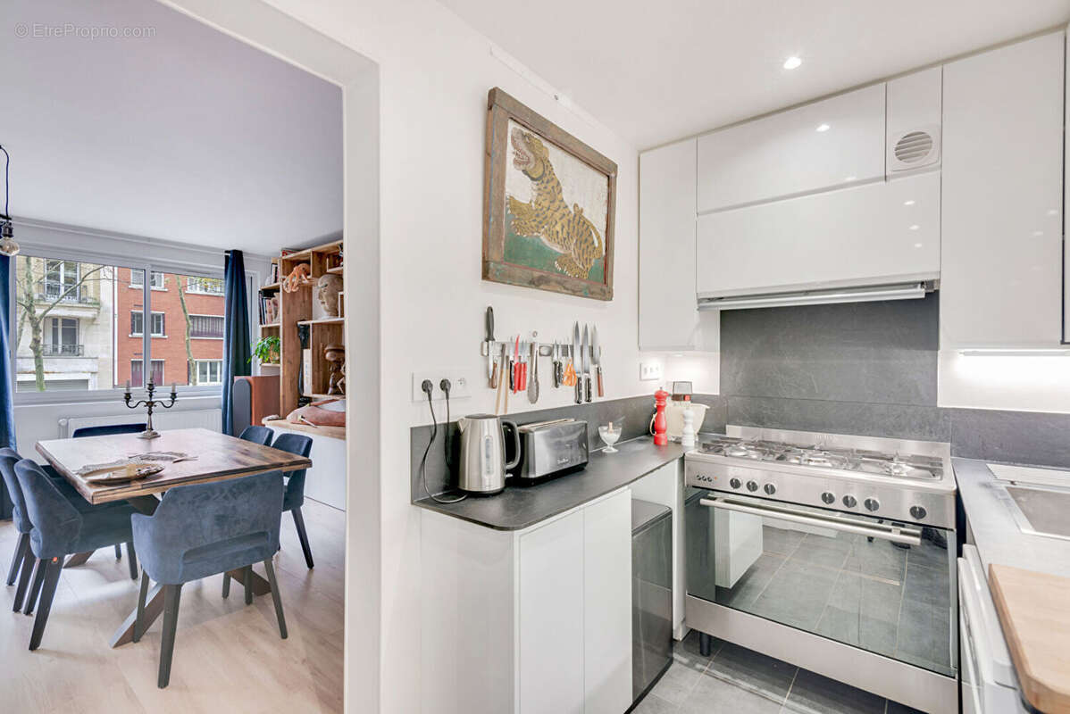 Appartement à PARIS-20E