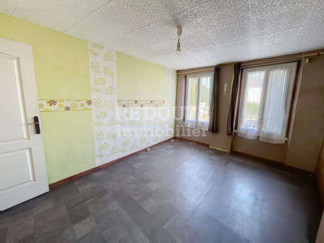 A vendre, maison type5 à rénover, Fère-en-Tardenois - photo 5