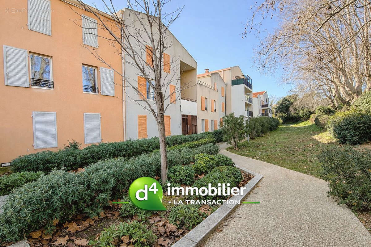 Appartement à MARSEILLE-14E