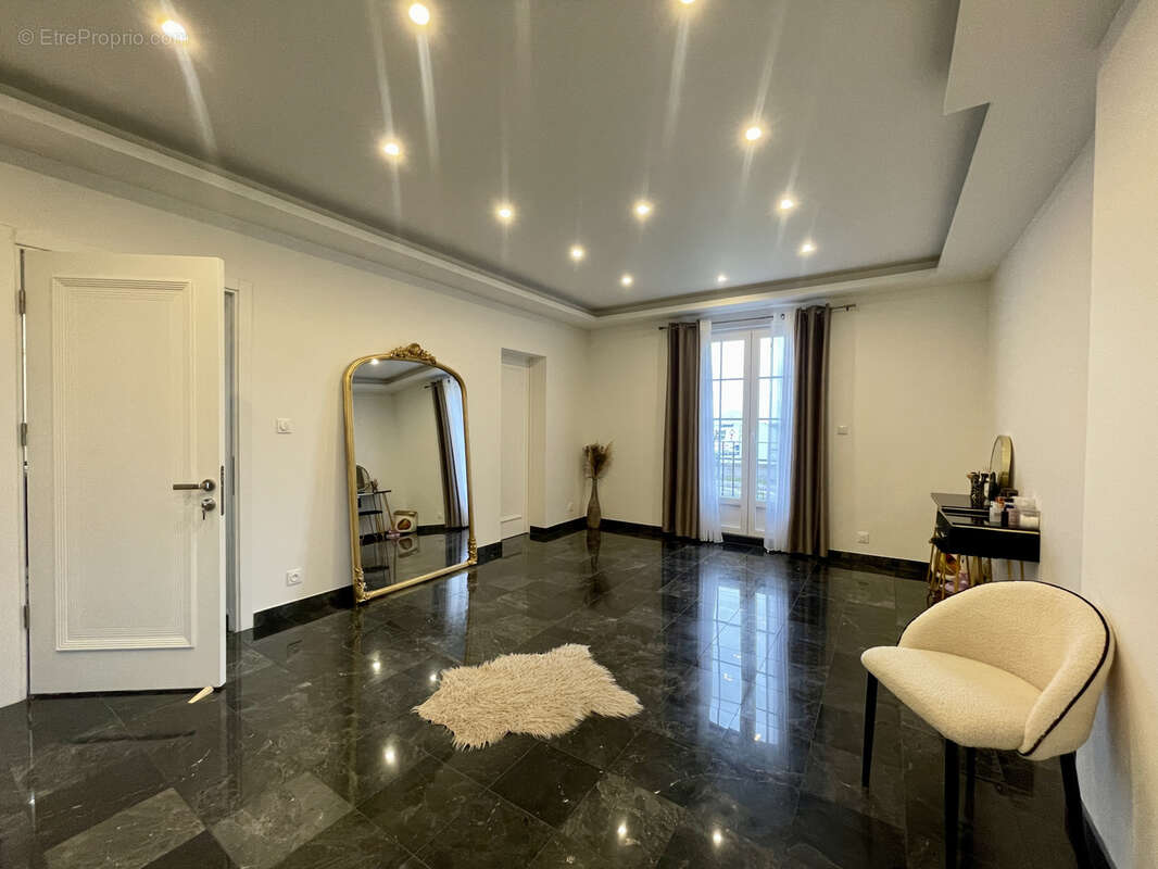 Maison à ANGERVILLE-LA-CAMPAGNE