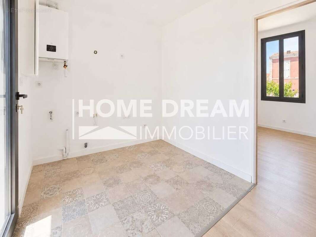 Appartement 40 m² à Toulon  - photo 3