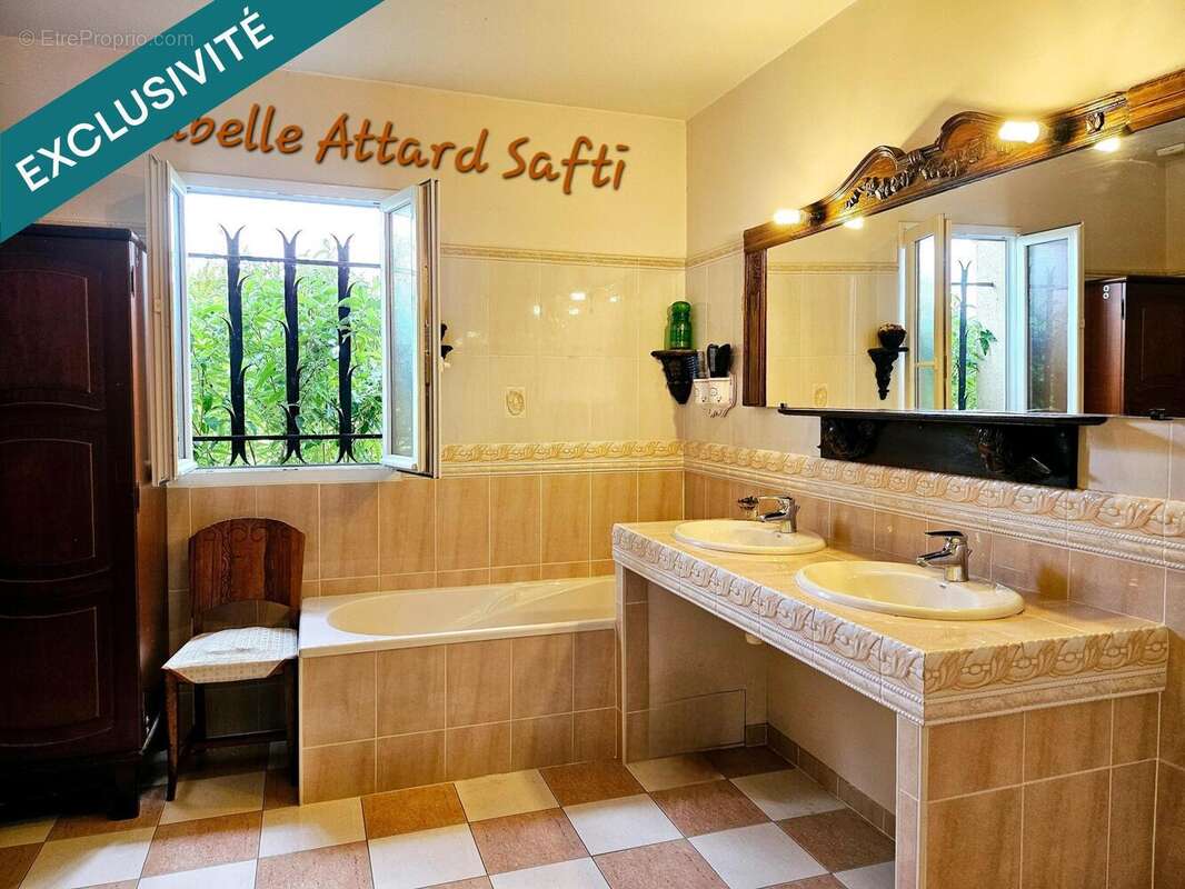 Photo 7 - Maison à HAUTEFORT