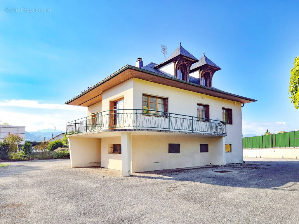 Maison à VIRIGNIN