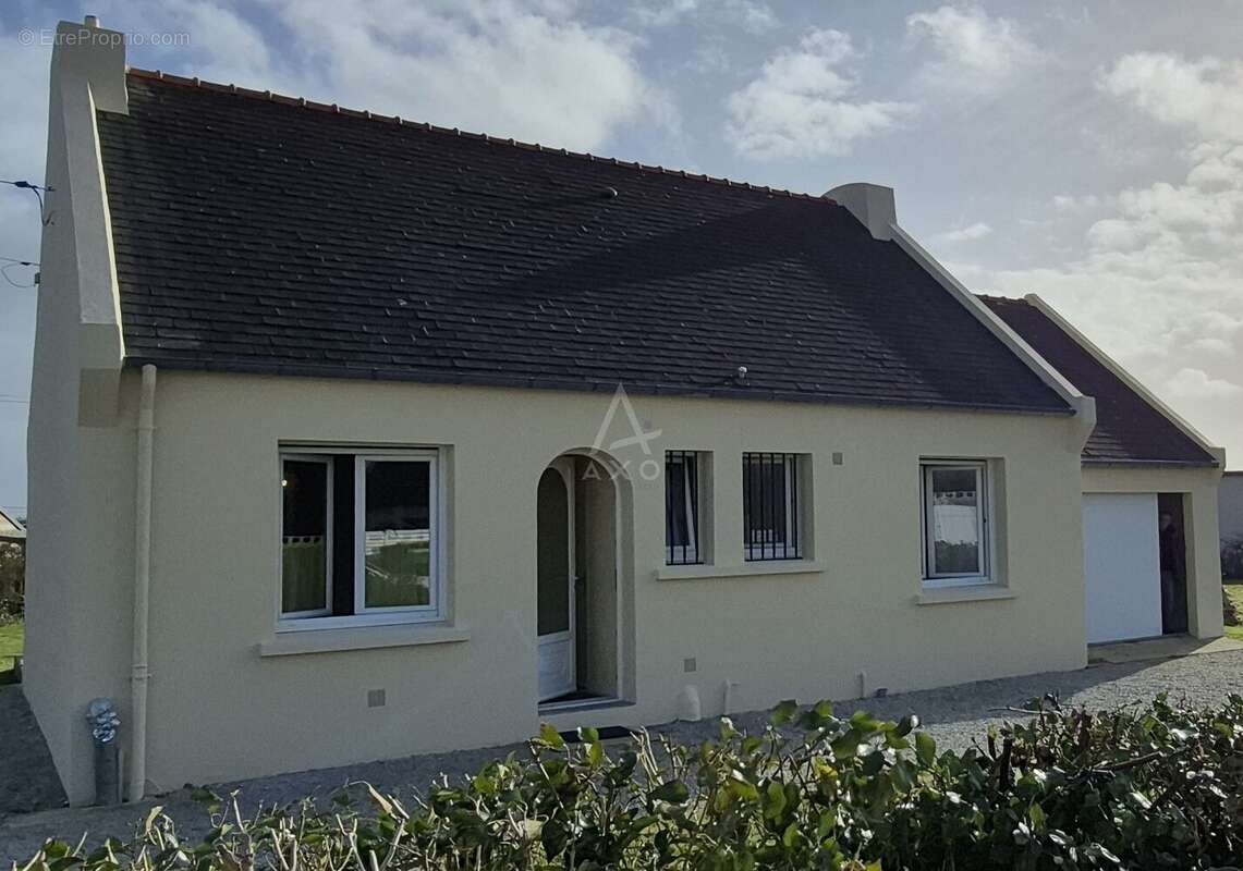 Maison à CAMARET-SUR-MER