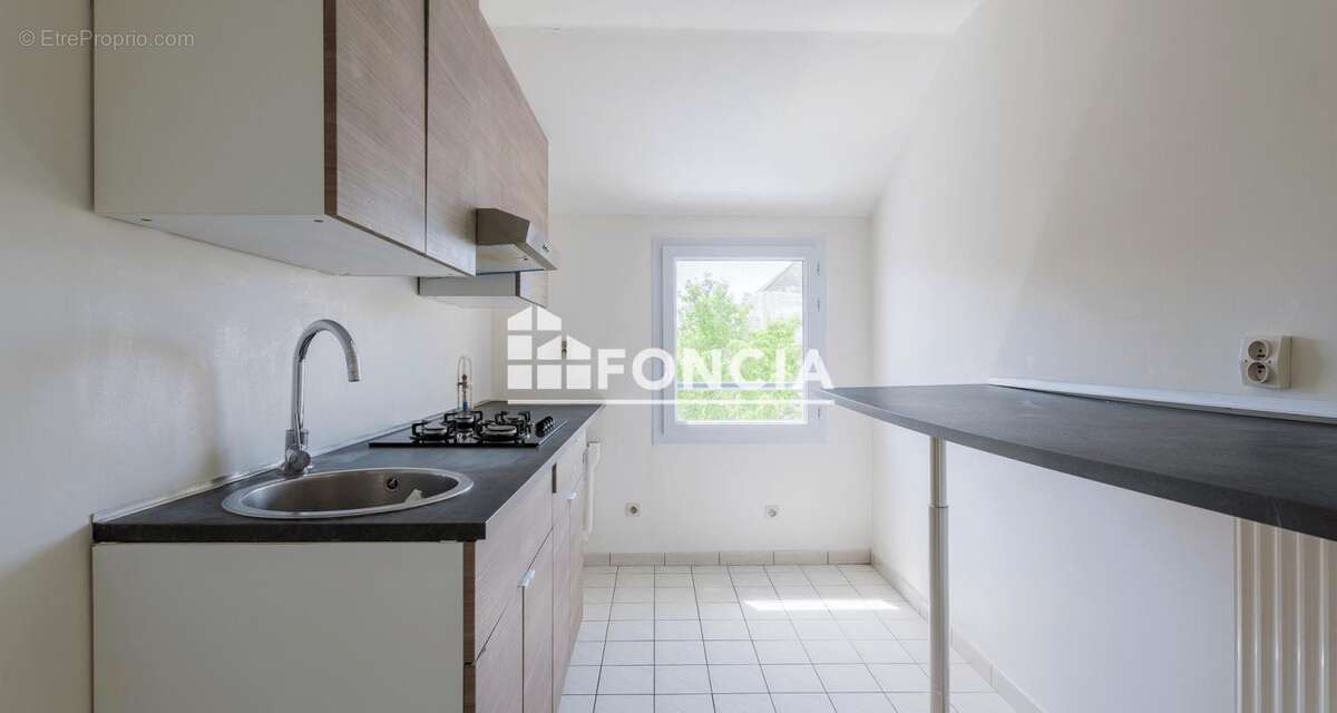 Appartement à BUSSY-SAINT-GEORGES