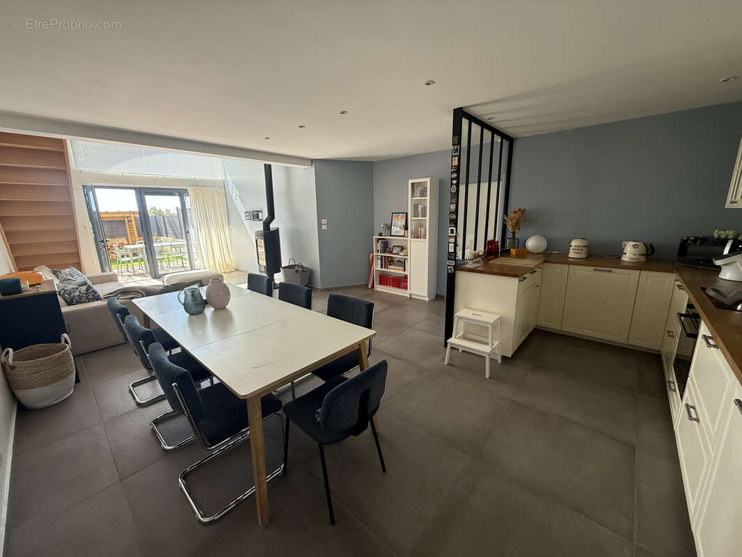 Maison à LES COTES-D'AREY