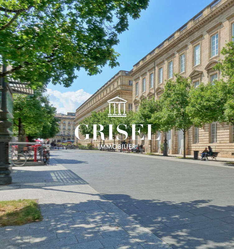 Appartement à BORDEAUX