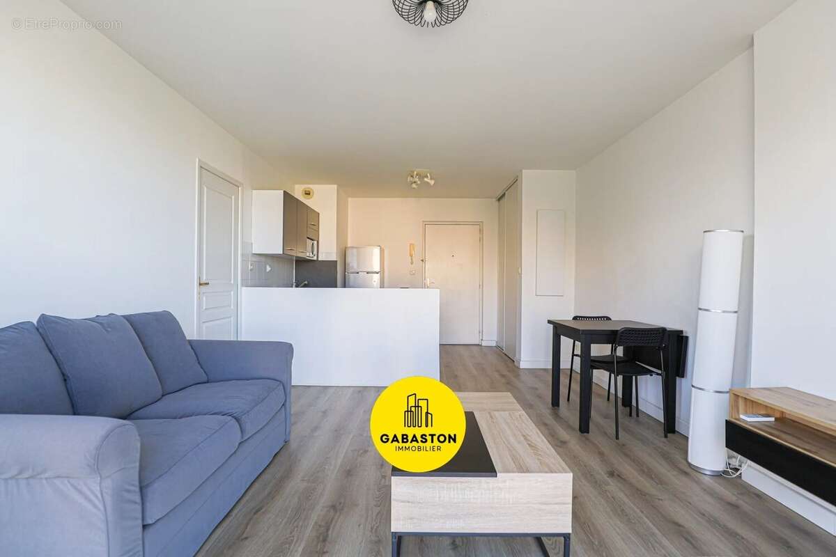 Appartement à MARSEILLE-9E