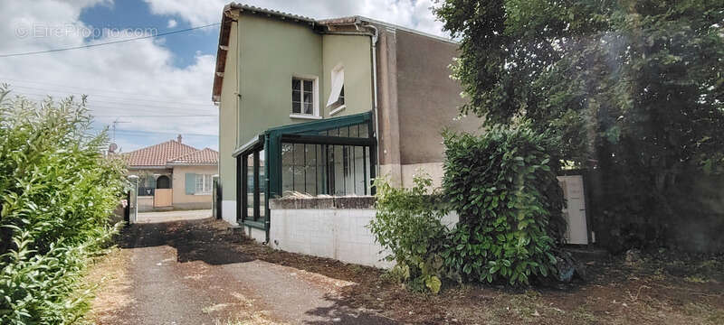Maison à AIRVAULT