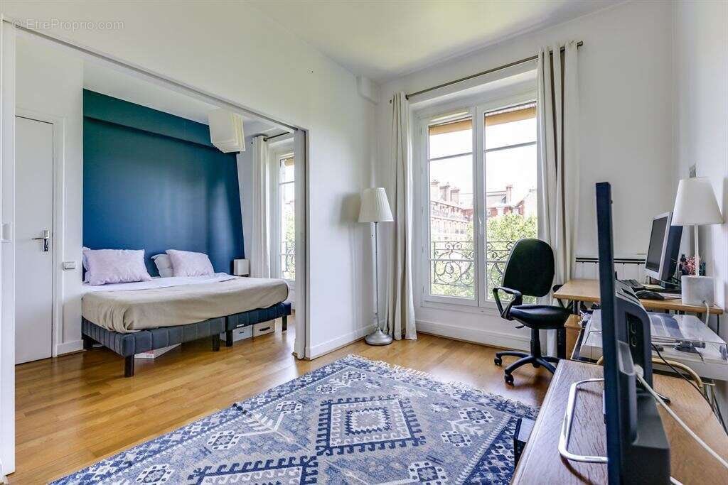 Appartement à PARIS-12E