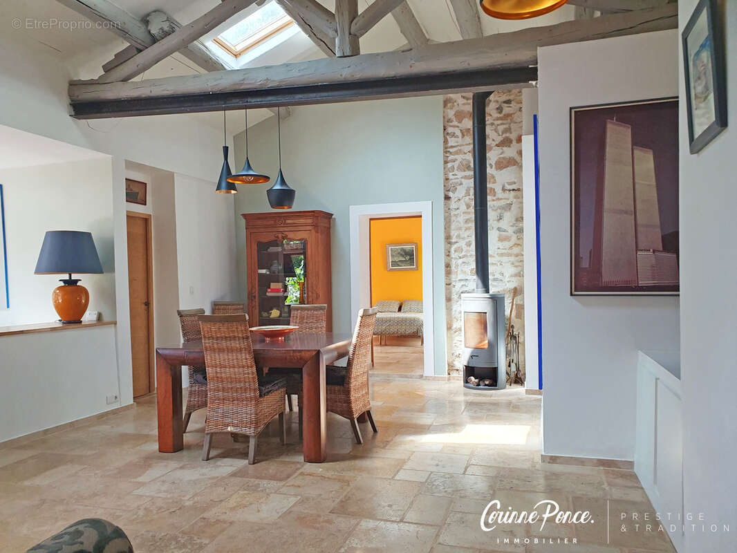 Maison à NIMES