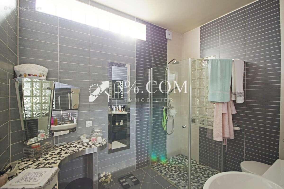 Maison à FLIXECOURT