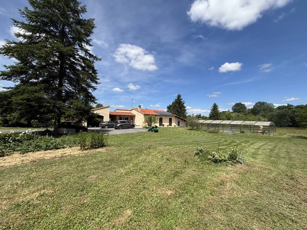 Maison à DAUMAZAN-SUR-ARIZE