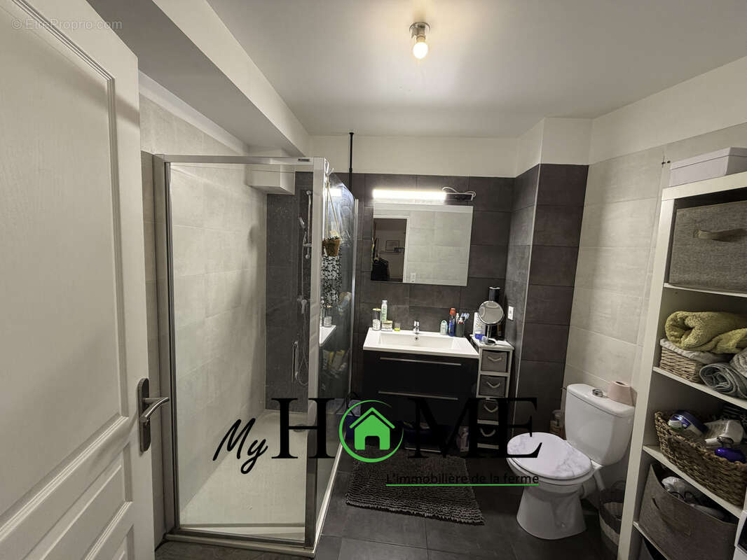 Appartement à NANDY