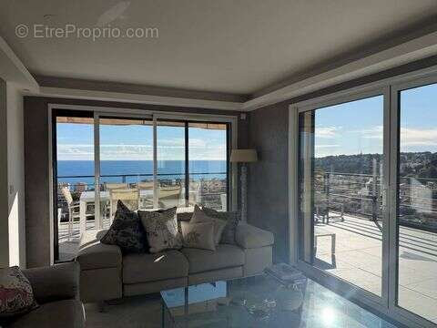 Appartement 100 m² à Roquebrune-Cap-Martin  - photo 3
