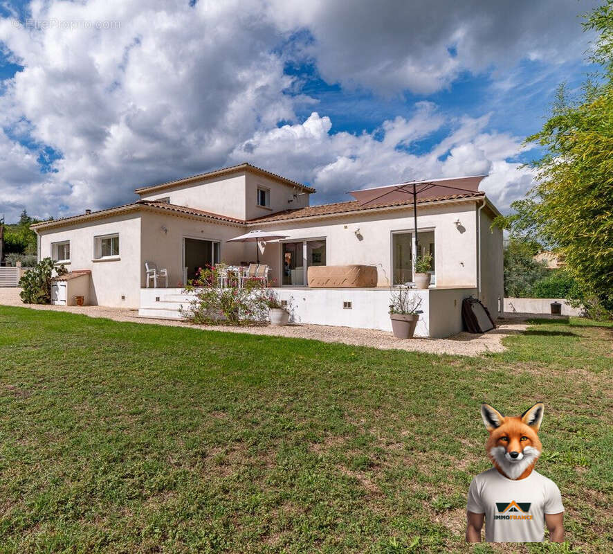 Maison à SAINT-AMBROIX