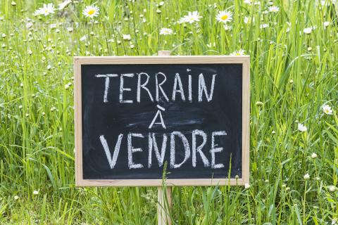 Terrain à SAINT-DENIS-DE-PILE