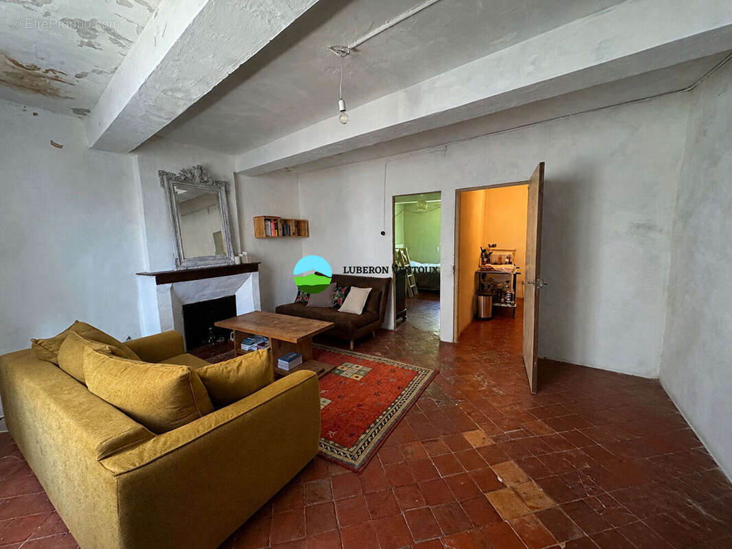 Maison de village Méthamis à rénover - photo 3