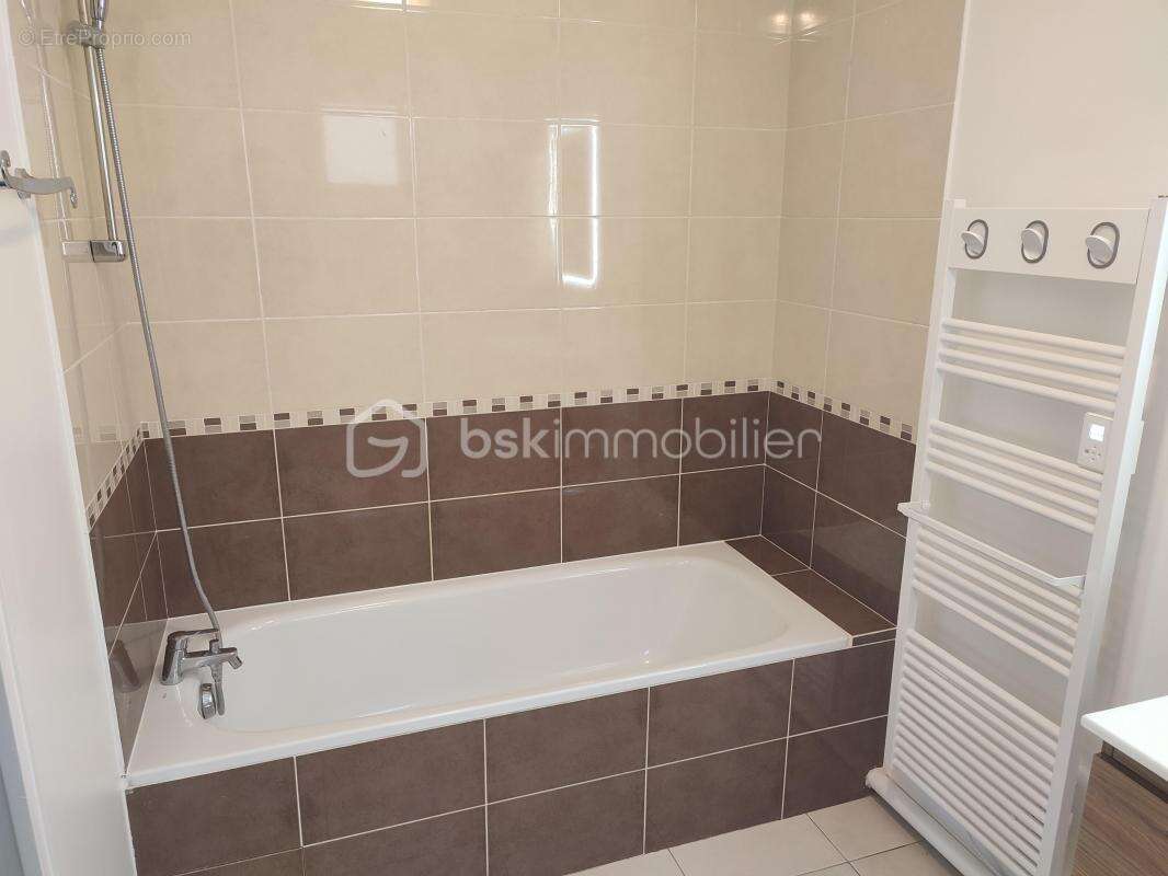 Appartement à EPINAY-SUR-ORGE