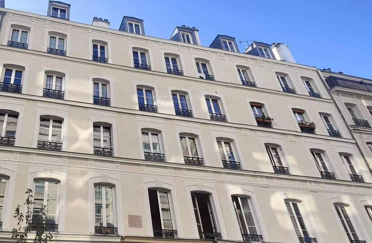 Appartement à PARIS-11E