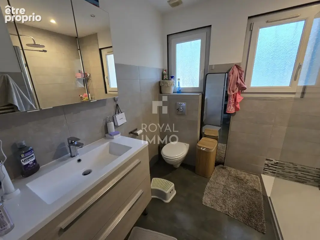 Appartement rez-de-jardin T3 Lamalgue - photo 7
