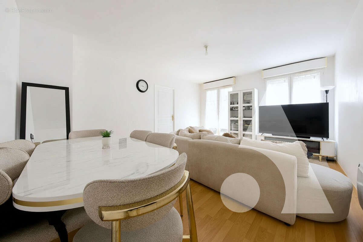 Appartement à CORBEIL-ESSONNES