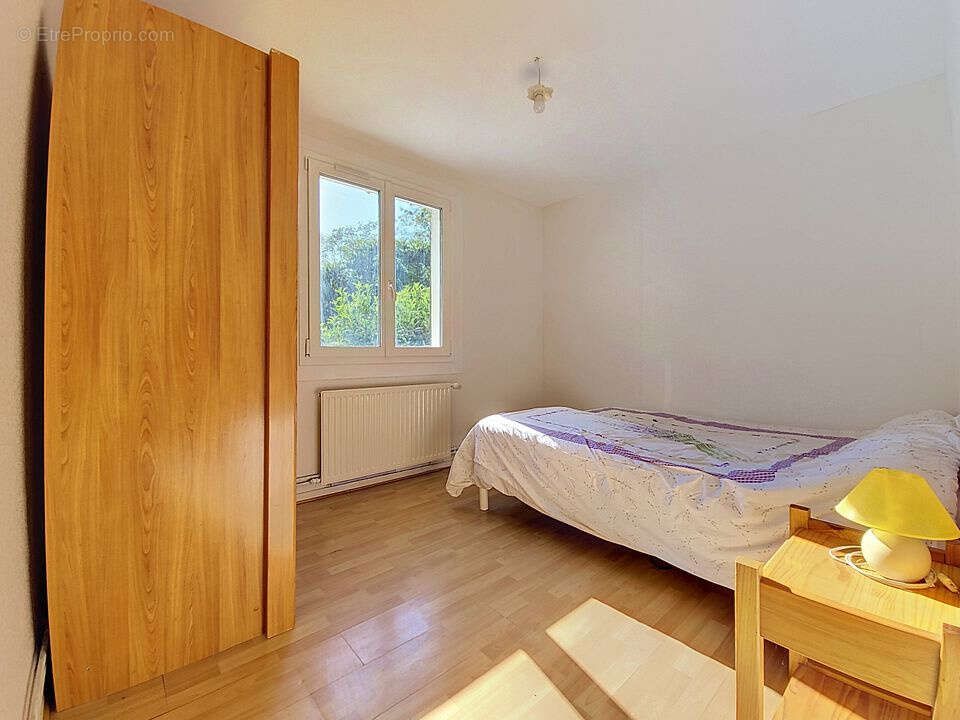 Maison Familiale 112m2-5 Chambres-Terrain 1449m2 - photo 10