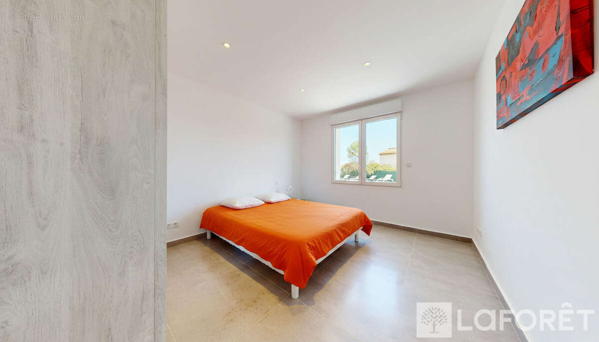 Maison Les Issambres 6 pièce(s) 135 m2 - photo 8