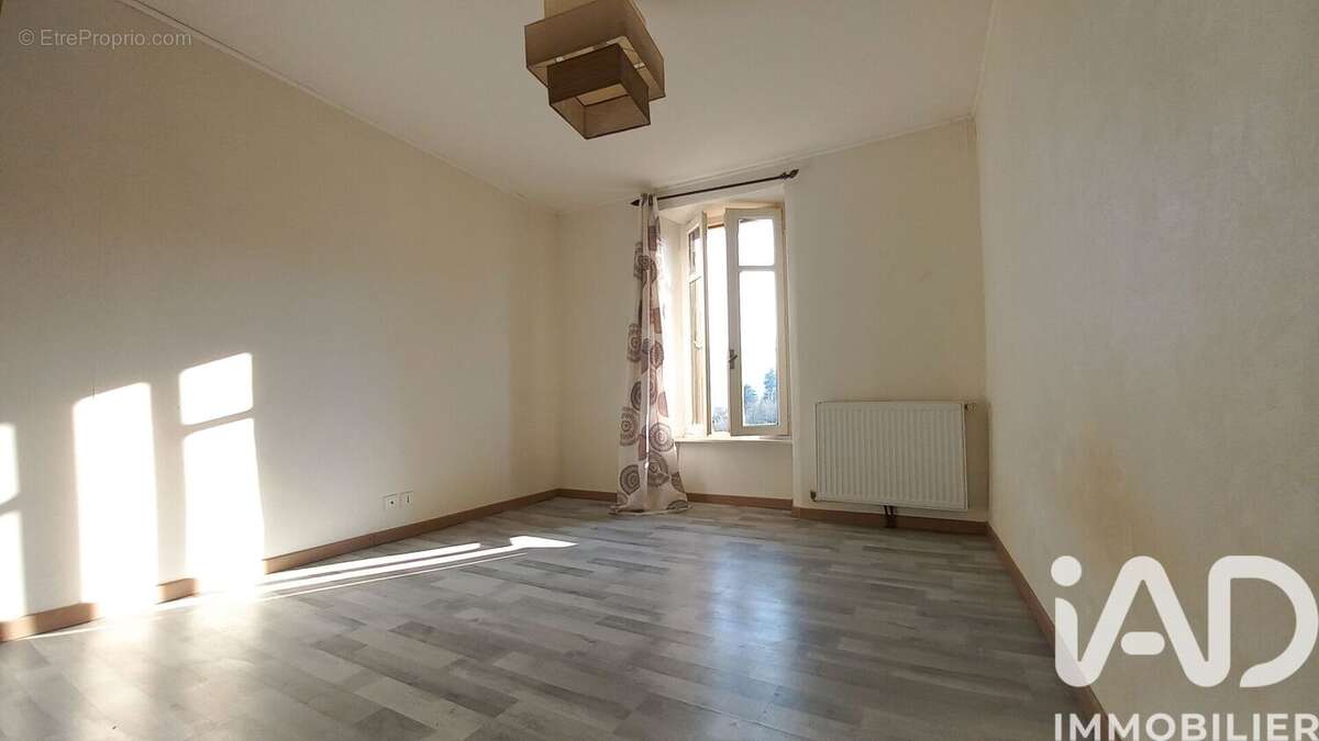 Photo 7 - Maison à BOURG-ARGENTAL