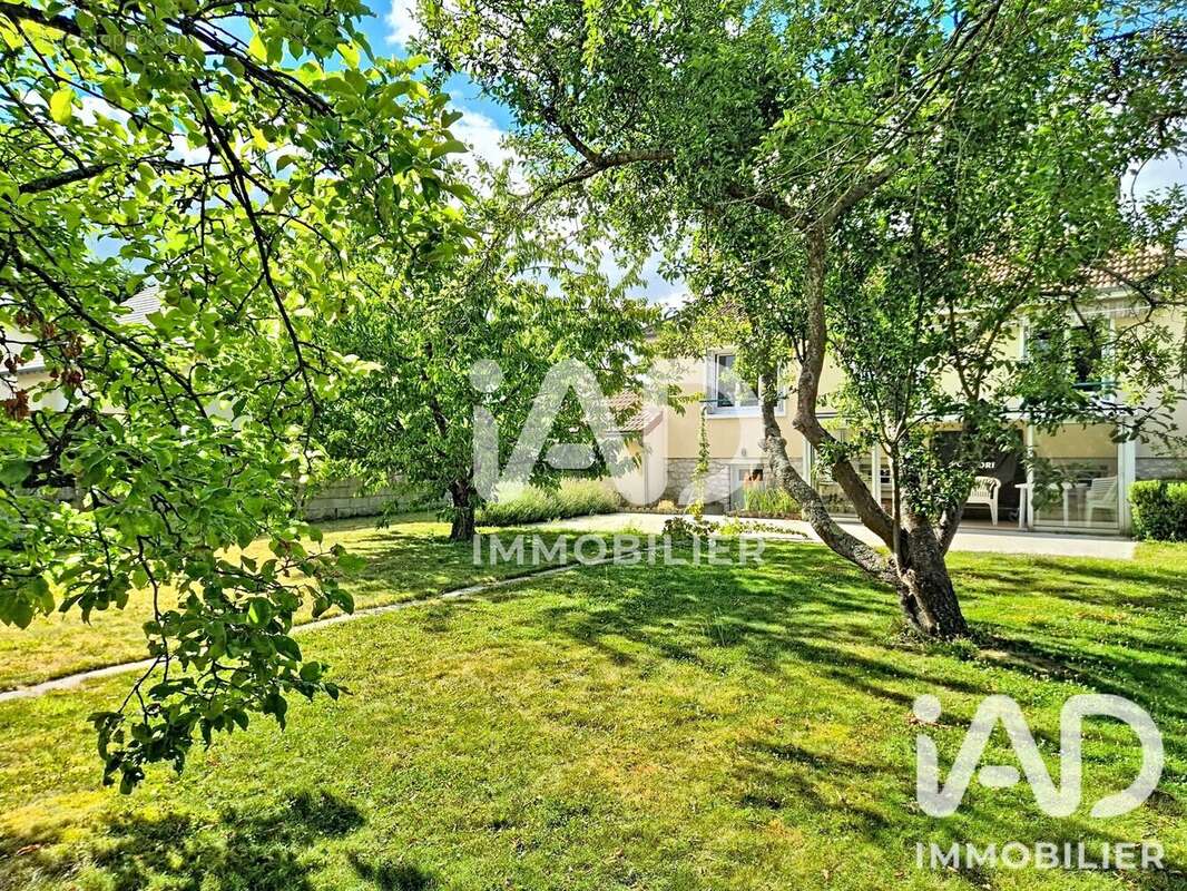 Photo 2 - Maison à ROZAY-EN-BRIE
