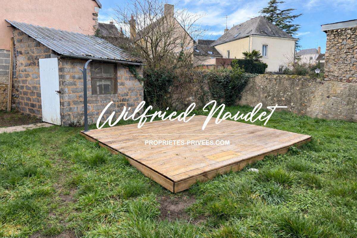 Maison à PARIGNE-L'EVEQUE