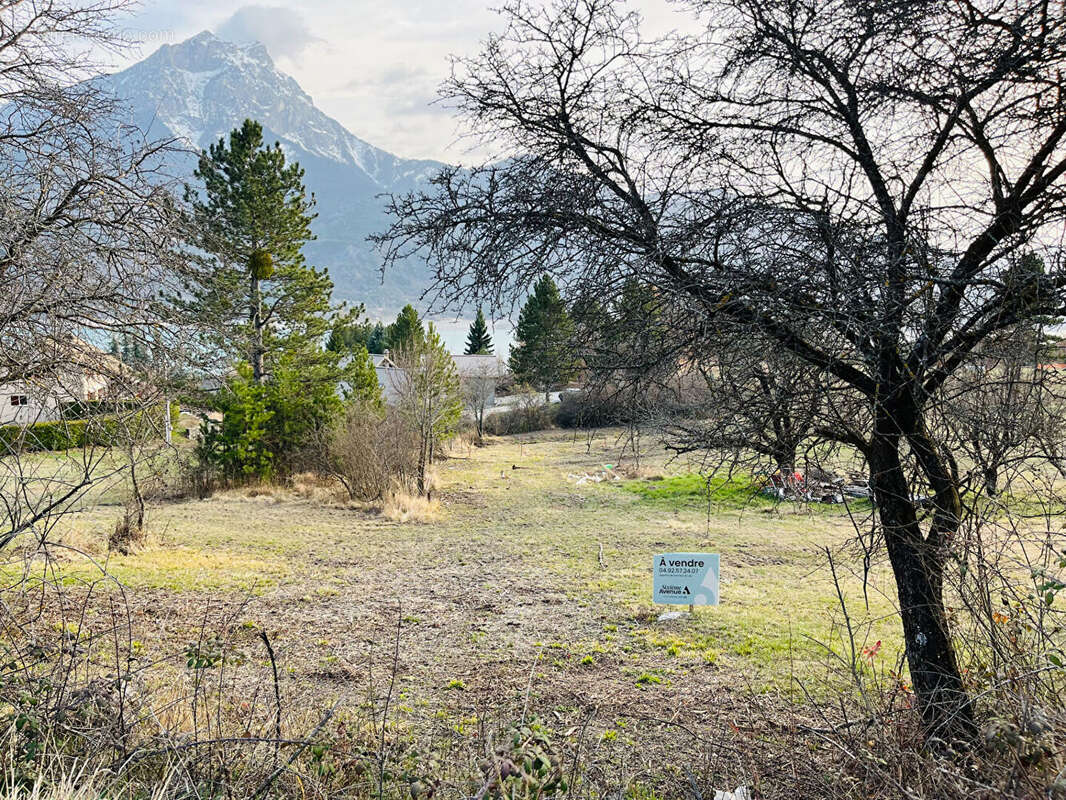 Terrain à SAVINES-LE-LAC