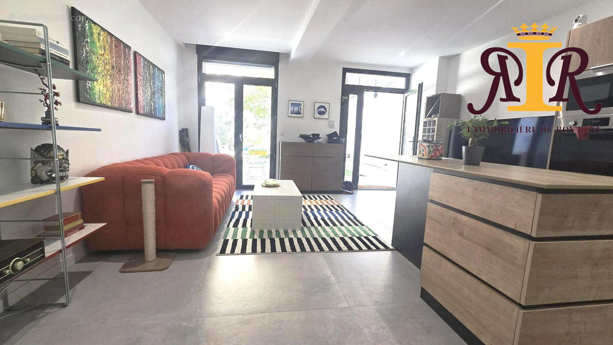 Appartement à MARSEILLE-16E