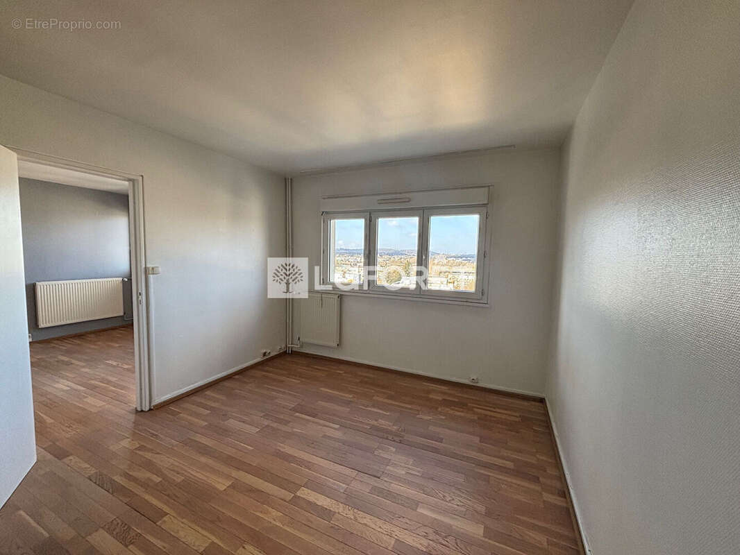 Appartement à LONGJUMEAU