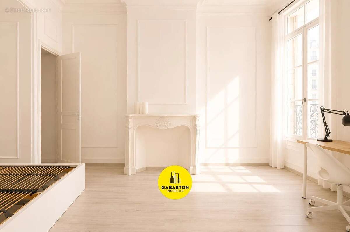 Appartement à MARSEILLE-2E