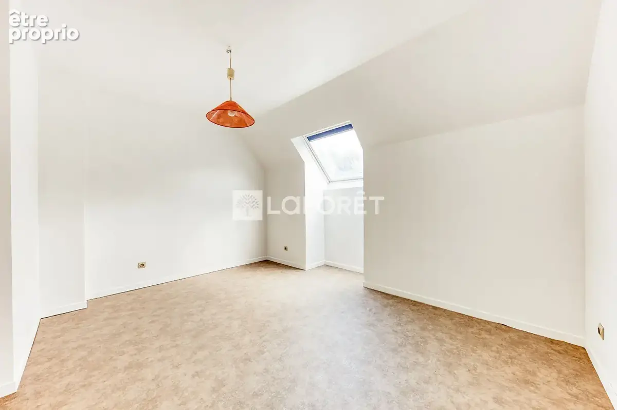 Maison Pontault Combault 5 pièce(s) 100.40 m2 - photo 10