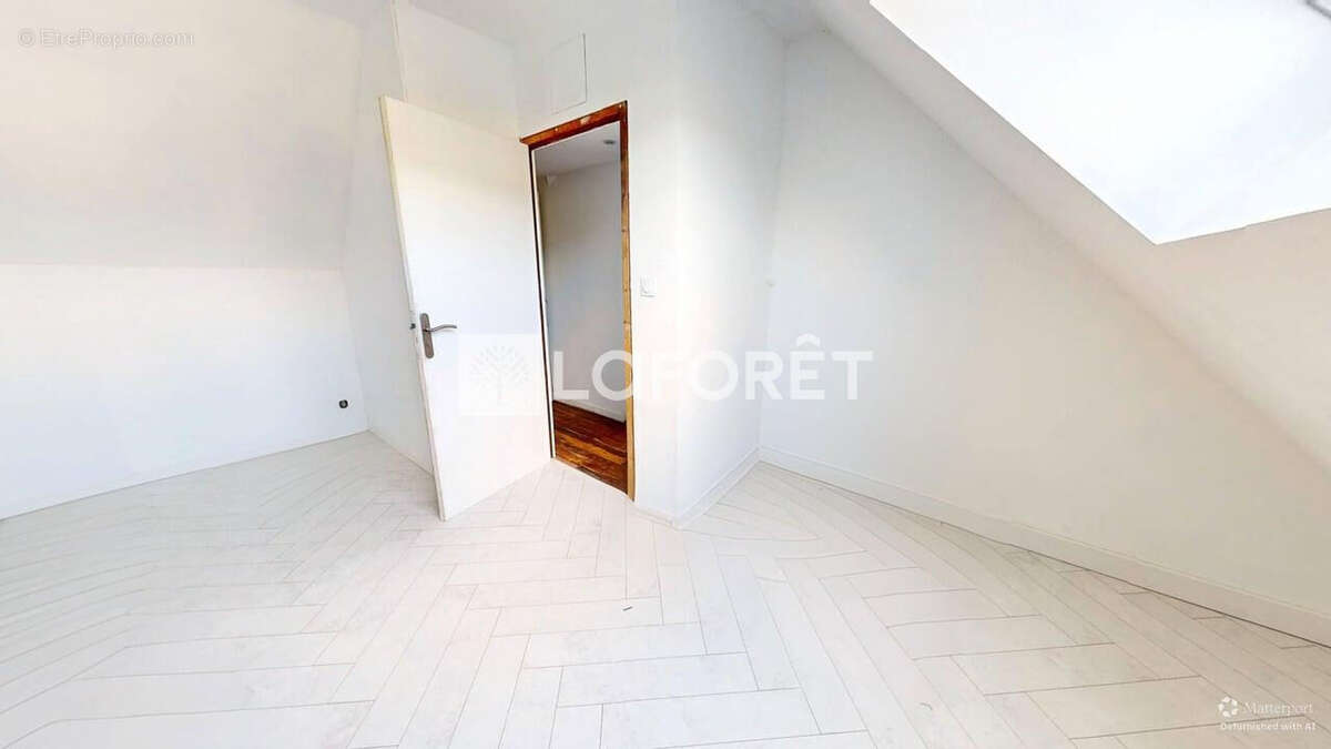 Maison à FONTAINE-LA-MALLET