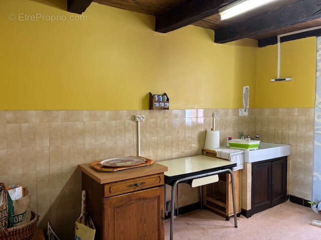 Maison à CASTELNAU-MONTRATIER