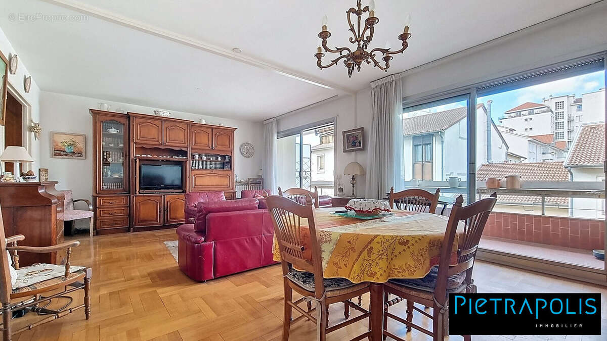 Appartement à LYON-7E
