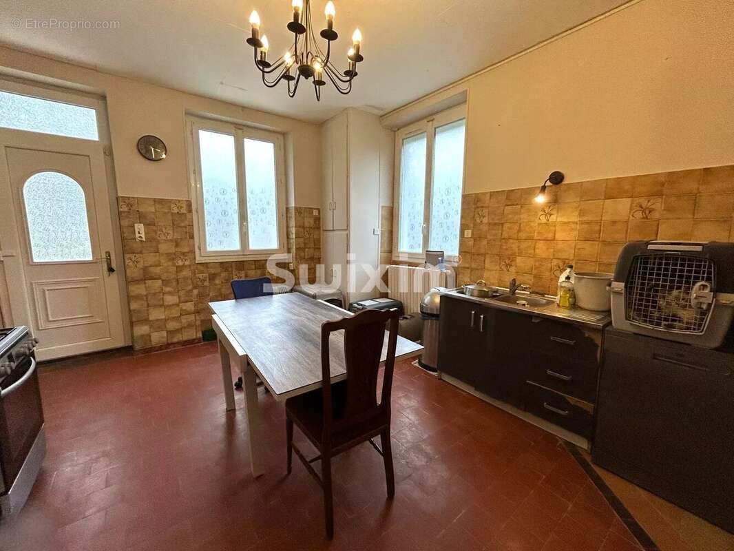 Maison à GIROLLES