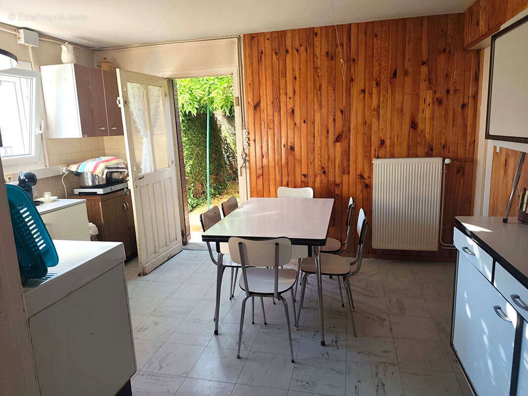 Maison proche centre-ville Paray-Le-Monial - Quartier calme - photo 15