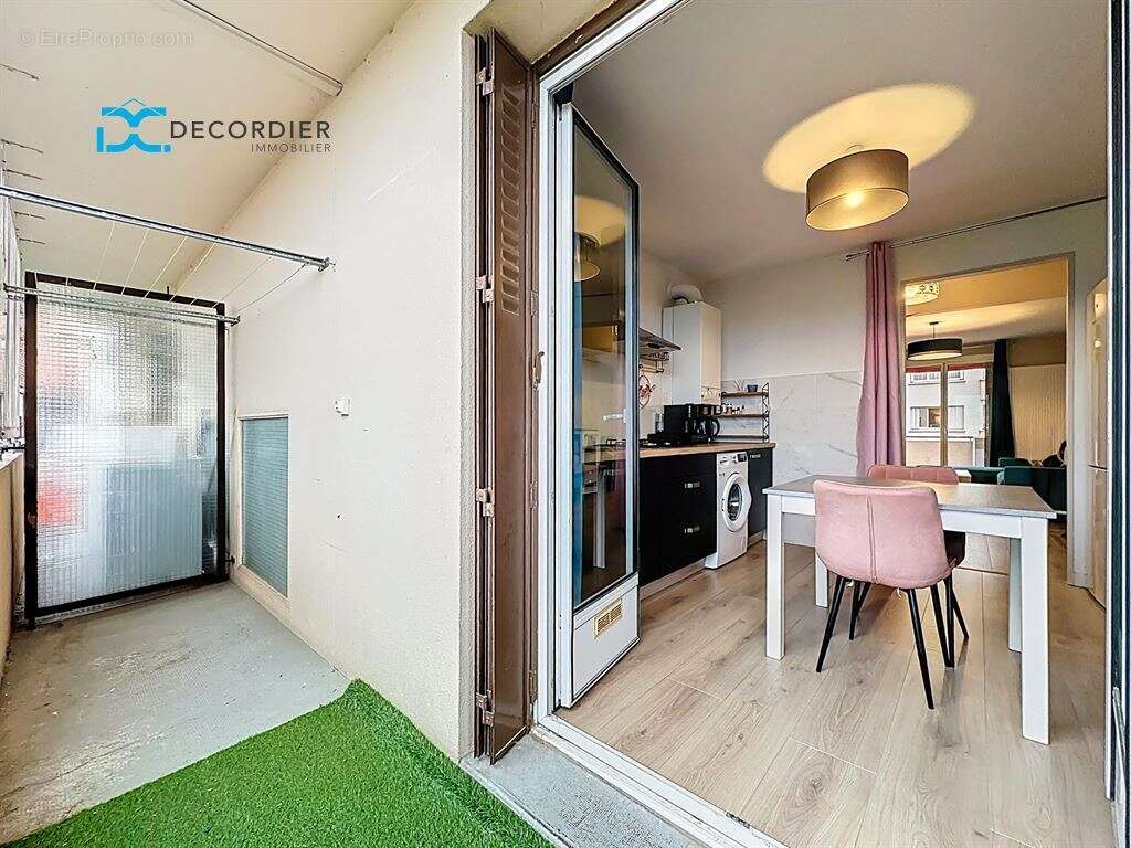 Appartement à EVIAN-LES-BAINS