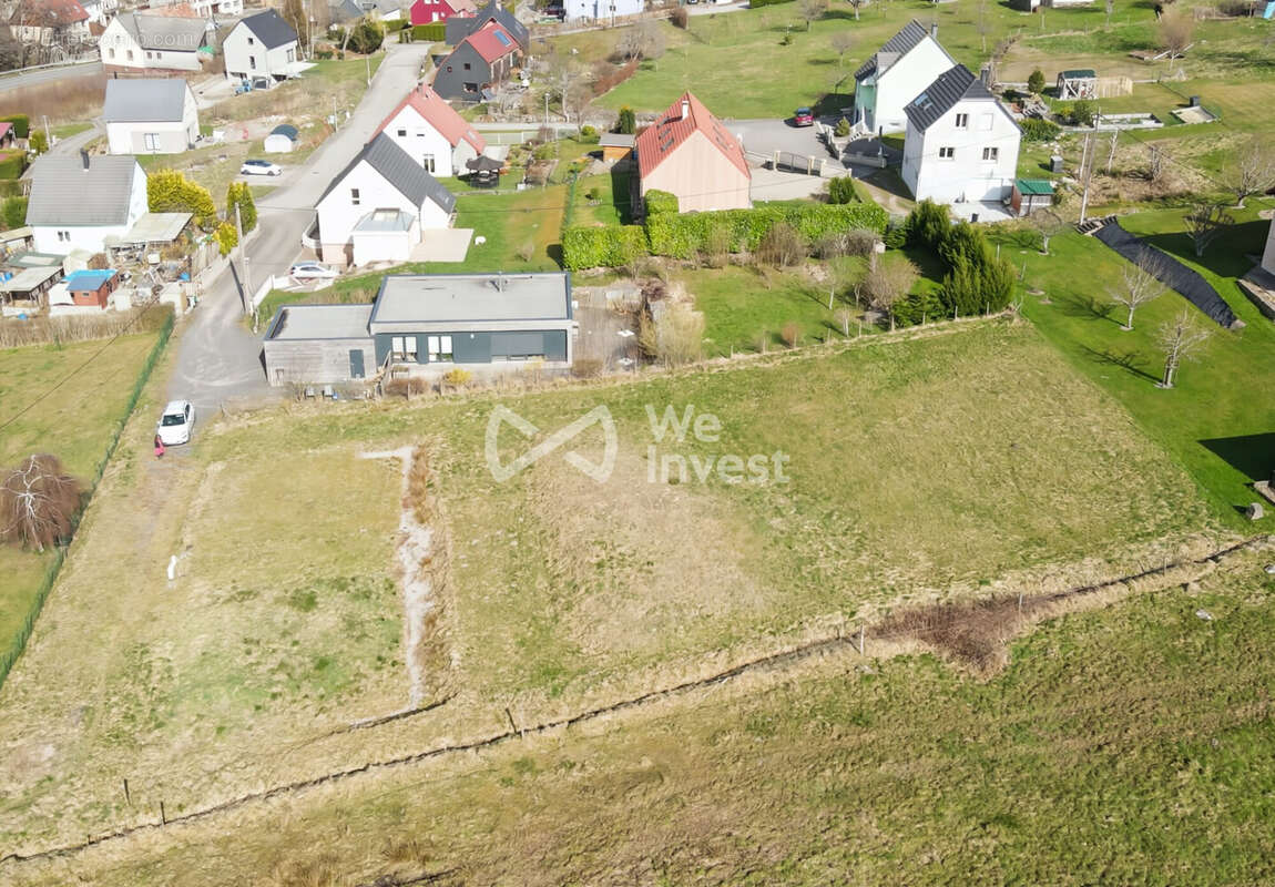 Terrain à LE BONHOMME