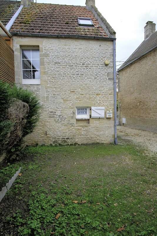 Maison à CRESSERONS