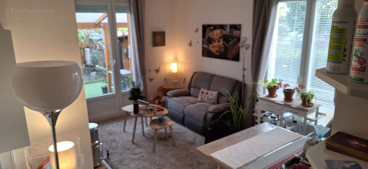 Appartement à SARTROUVILLE