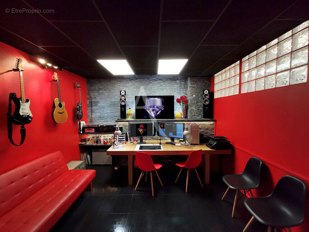 Commerce à PARIS-16E